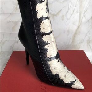 Brand New Tamara Mellow Snakeskin Booties